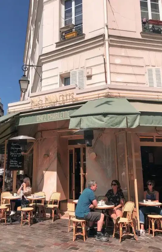 terrasse cafe parisien